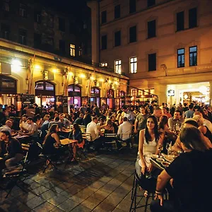 Dolce Vita Rumbach , Budapest Hungary